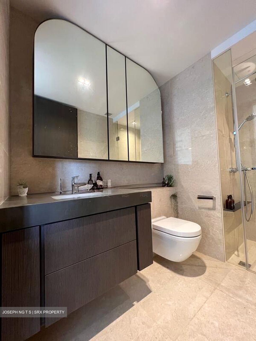 Avenue South Residence (D3), Apartment #561839251